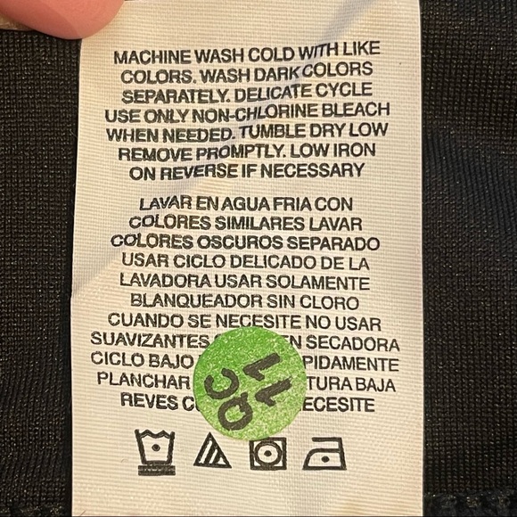 Apana Yoga Lifestyle Leggings with Pockets - Picture 8 of 12